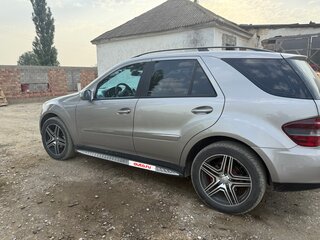 2005 Mercedes-Benz M-Класс 350 II (W164), серый, 1300000 рублей, вид 2