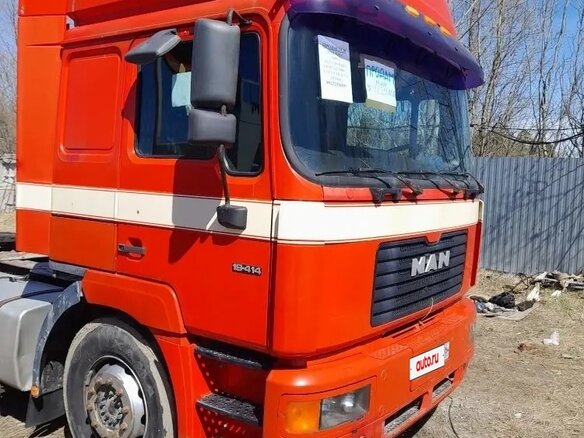 2000 MAN F 2000, красный, 1050000 рублей - вид 2