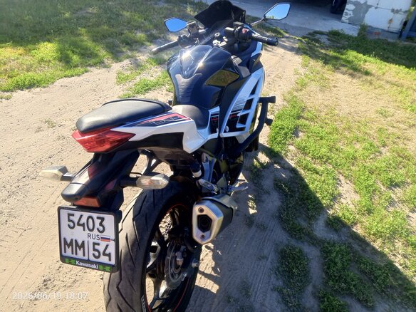 2014 Kawasaki Ninja 250R, белый, 330000 рублей - вид 4