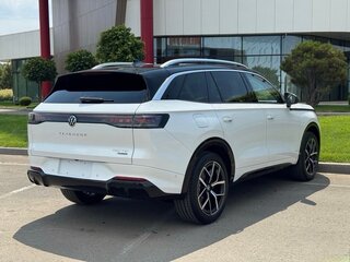 2026 Volkswagen Tavendor I Рестайлинг, серый, 5400000 рублей, вид 5