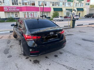 2018 Hyundai Solaris II, чёрный, 1130000 рублей, вид 3