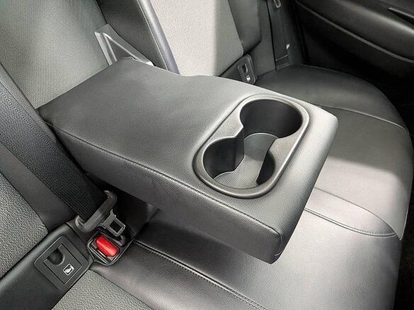 2022 Toyota Corolla Cross I, чёрный, 1769017 рублей - вид 16