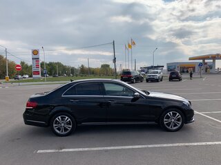 2015 Mercedes-Benz E-Класс 300 IV (W212, S212, C207) Рестайлинг, чёрный, 2600000 рублей, вид 3