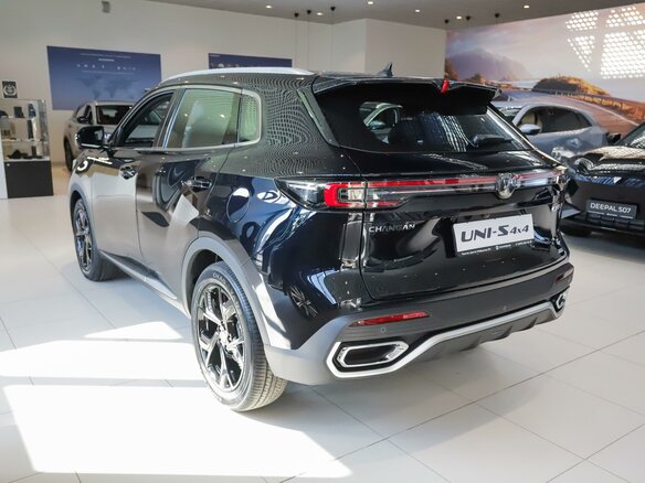 2026 Changan UNI-S I Рестайлинг, чёрный - вид 1