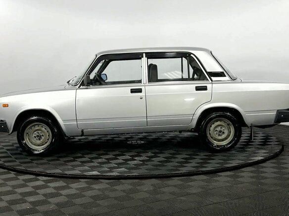 2010 Lada (ВАЗ) 2107, серебристый, 250000 рублей - вид 8