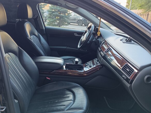2013 Audi A8 Long III (D4), чёрный, 890000 рублей - вид 10