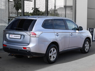 2013 Mitsubishi Outlander III, серебристый, 949000 рублей, вид 5