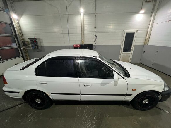 1997 Honda Civic Ferio II, белый, 160000 рублей - вид 3