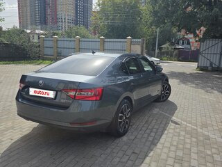 2017 Skoda Superb III, серый, 1700000 рублей, вид 3