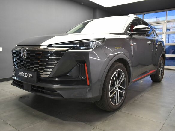 2023 Changan CS55 Plus II, серый, 1697000 рублей