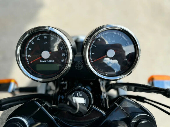 2025 Royal Enfield Interceptor 650, синий, 703000 рублей - вид 7