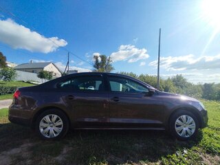2014 Volkswagen Jetta VI, коричневый, 850000 рублей, вид 2