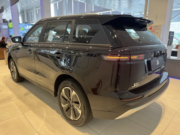 2026 Jeland J6, чёрный, 2749000 рублей - вид 14