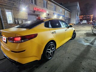 2019 Kia Optima IV Рестайлинг, жёлтый, 1200000 рублей, вид 5