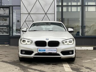 2017 BMW 1 серии 118i II (F20/F21) Рестайлинг 2, белый, 1339000 рублей, вид 2