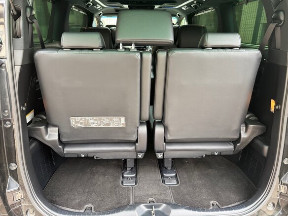 2019 Toyota Alphard III Рестайлинг, чёрный, 4500000 рублей - вид 24