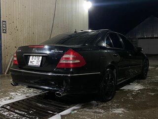 2006 Mercedes-Benz E-Класс 350 III (W211, S211), чёрный, 1100000 рублей, вид 5