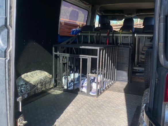 2009 Mercedes-Benz Sprinter, чёрный, 1800000 рублей - вид 8