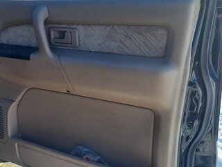 2000 Isuzu Bighorn II, чёрный, 1600000 рублей, вид 5