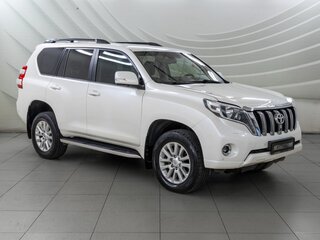 2015 Toyota Land Cruiser Prado 150 Series Рестайлинг 1, белый, 3648000 рублей, вид 1