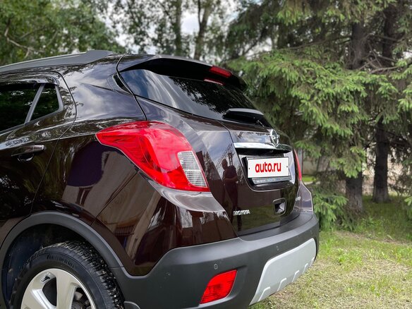 2012 Opel Mokka I, коричневый, 1400000 рублей - вид 2