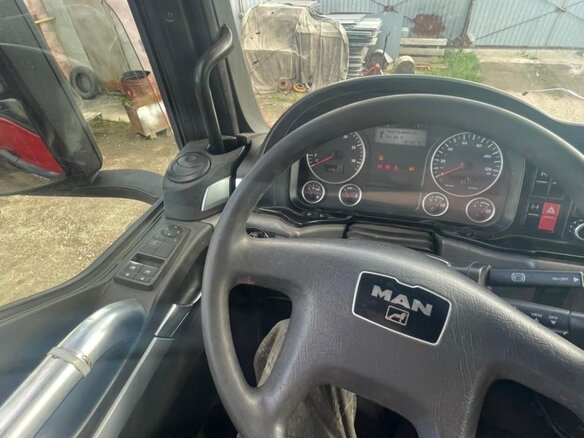 2013 MAN 41, красный, 4850000 рублей - вид 1