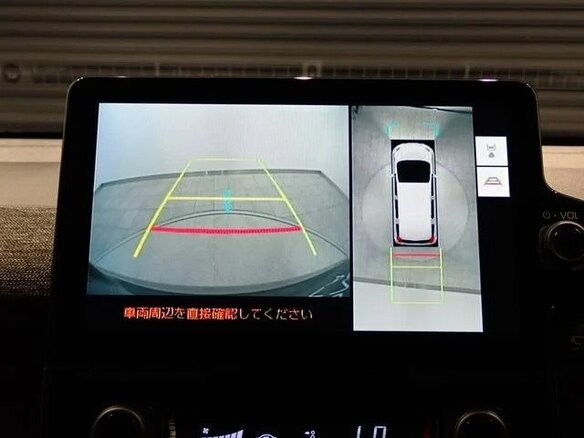 2023 Toyota Sienta III, чёрный, 1350000 рублей - вид 12