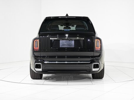 2025 Rolls-Royce Cullinan I Рестайлинг (Series II), чёрный, 46900000 рублей, вид 4
