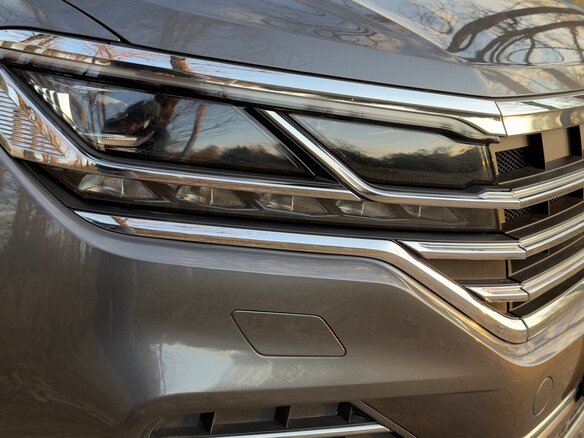 2018 Volkswagen Touareg III, серый, 5250000 рублей - вид 10