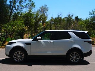 2017 Land Rover Discovery V, белый, 4500000 рублей, вид 2