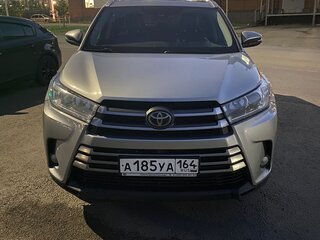 2017 Toyota Highlander III (XU50) Рестайлинг, серебристый, 3990000 рублей, вид 1