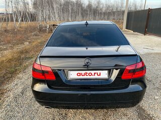 2011 Mercedes-Benz E-Класс 200 7G-Tronic IV (W212, S212, C207), чёрный, 1400000 рублей, вид 3