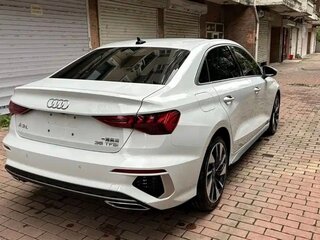 2023 Audi A3 35 TFSI Long IV (8Y), белый, 2000000 рублей, вид 3