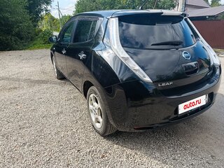 2016 Nissan Leaf 30kWh I (ZE0/AZE0), чёрный, 1300000 рублей, вид 3