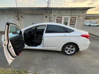 2015 Hyundai i40 I, белый, 1300000 рублей, вид 4