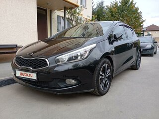2013 Kia Ceed II, чёрный, 875000 рублей, вид 1