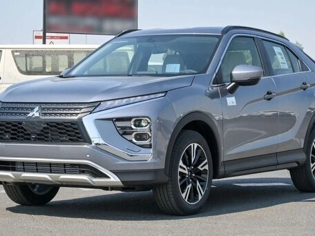 2025 Mitsubishi Eclipse Cross I Рестайлинг, серебристый, 2830000 рублей, вид 1