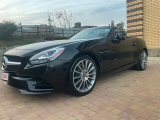 2017 Mercedes-Benz SLC 300 I (R172), чёрный, 3700000 рублей, вид 1