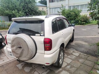2005 Toyota RAV4 II (XA20) Рестайлинг, белый, 680000 рублей, вид 4