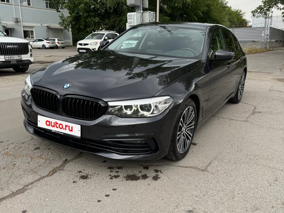 2020 BMW 5 серии 530i xDrive VII (G30/G31/G38), чёрный, 4700000 рублей - вид 1