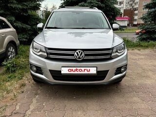 2011 Volkswagen Tiguan I Рестайлинг, серебристый, 930000 рублей, вид 3
