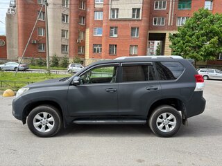 2011 Toyota Land Cruiser Prado 150 Series, серый, 2450000 рублей, вид 5