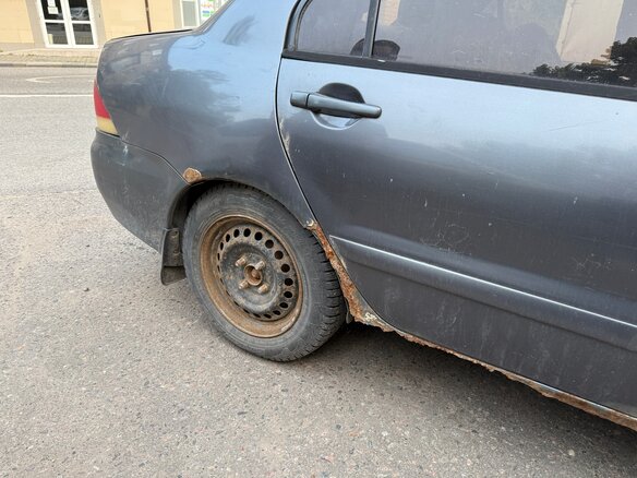 2005 Mitsubishi Lancer IX Рестайлинг, серебристый, 190000 рублей - вид 6