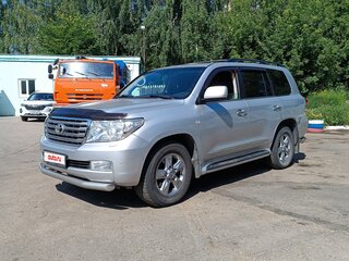 2010 Toyota Land Cruiser 200 Series, серебристый, 2900000 рублей, вид 2