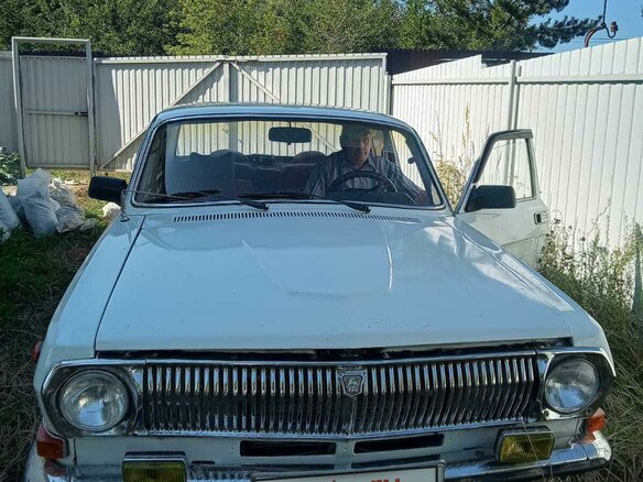 1992 ГАЗ 24 «Волга» 2411 II (2410), белый - вид 1