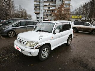 2000 Mitsubishi Pajero iO, белый, 350000 рублей, вид 1