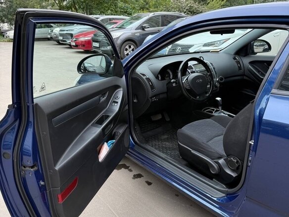 2008 Kia Ceed I, синий, 850000 рублей - вид 5