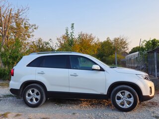 2017 Kia Sorento II Рестайлинг, белый, 2450000 рублей, вид 3