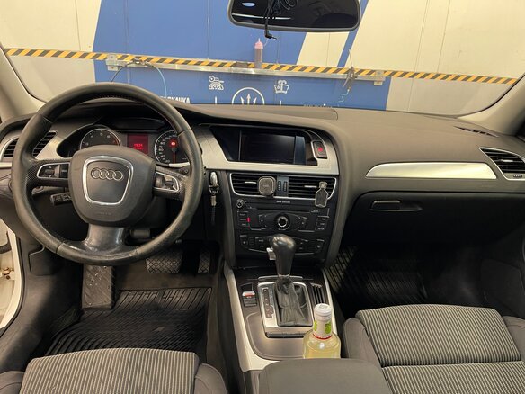 2008 Audi A4 IV (B8), белый, 1040000 рублей - вид 10