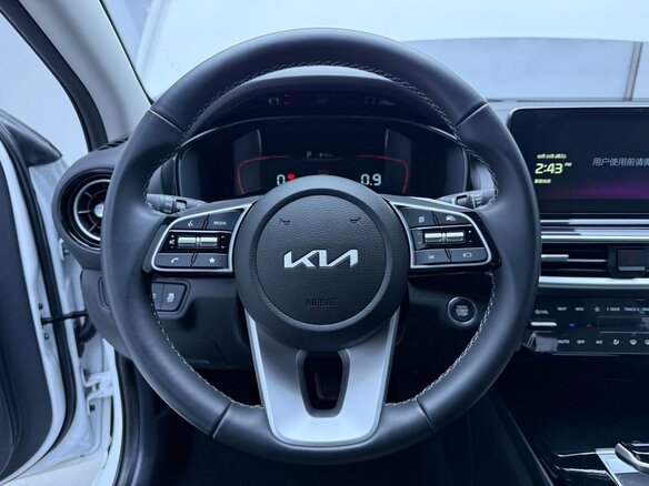 2023 Kia K3 II (China Market) Рестайлинг, белый, 1485007 рублей - вид 9